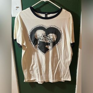 Skull lovers tee